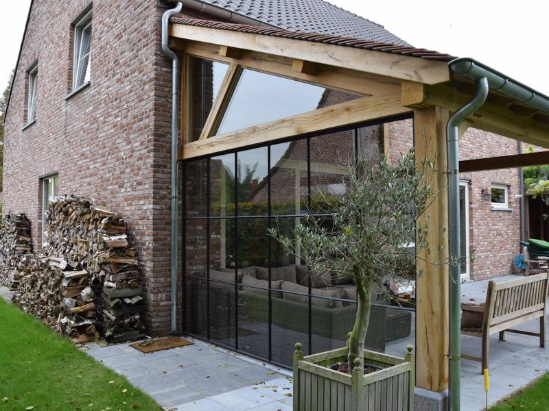 GLAZEN  SCHUIFWAND / VASTE WAND STEELLOOK